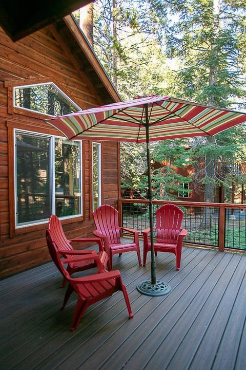 Cozy Tahoe Donner Retreat | 3 Br+3 Full Baths image 5