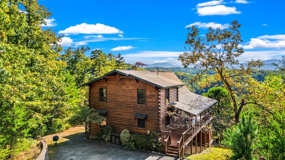 Honey Cabin - Sevierville