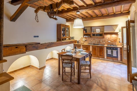Kitchen / Entrance