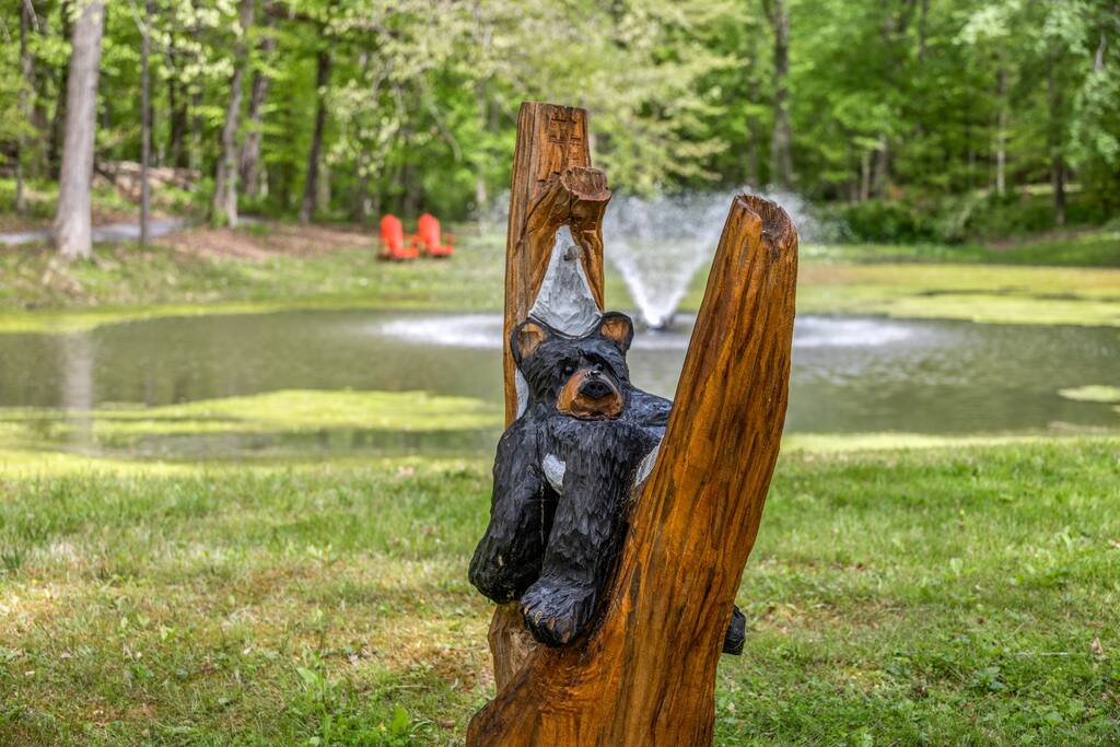 rv-space16-acres-fishing-12-min-to-knoxville/