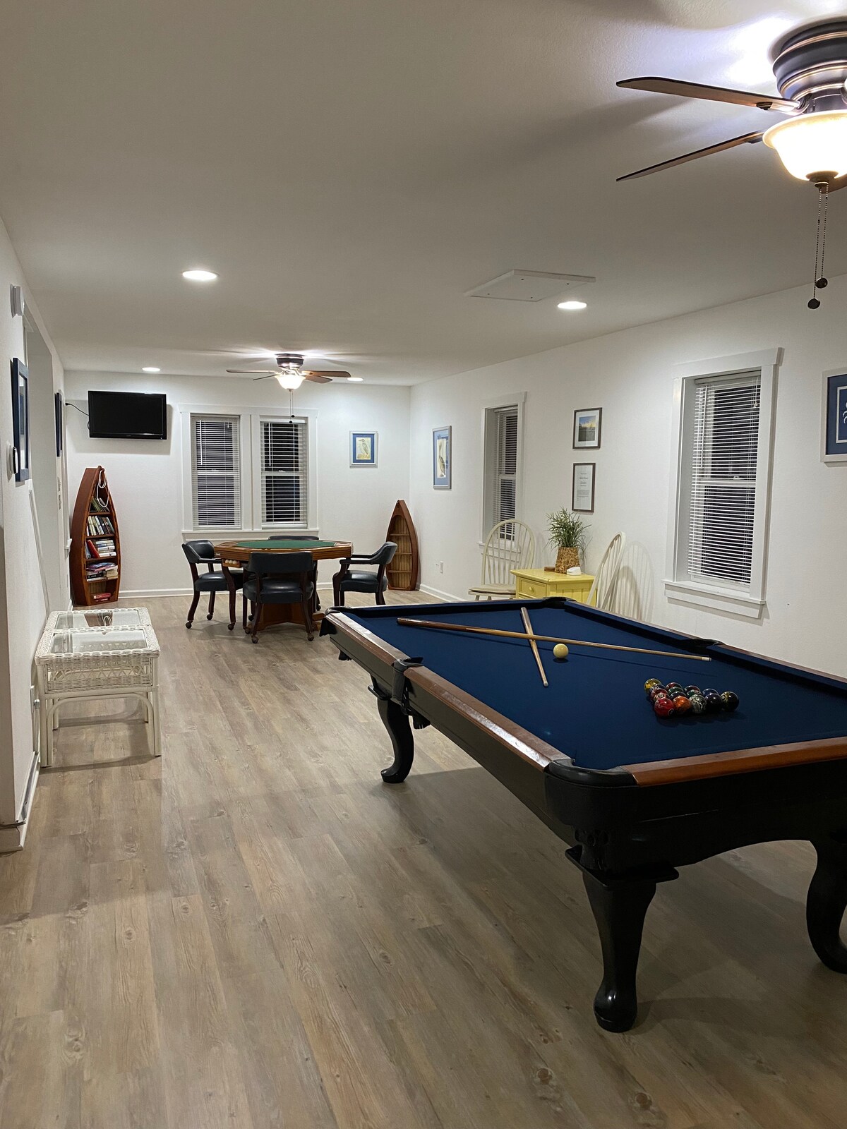 4-br-beach-haven-with-views:-your-coastal-escape/