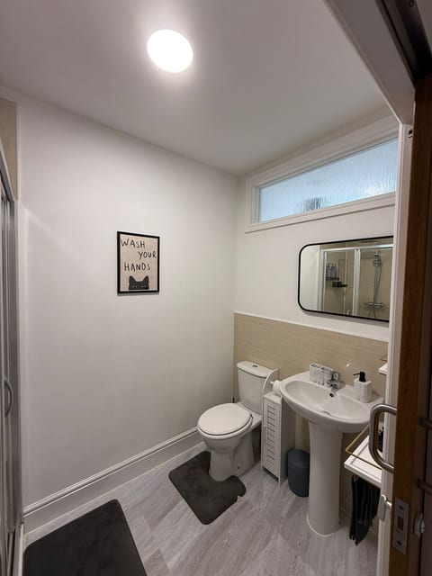 The Willows -
Cosy Coastal Winter Retreat in Nairn image 5