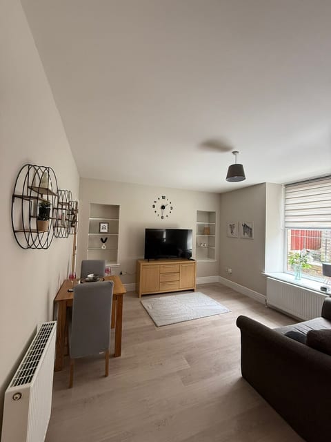 The Willows -
Cosy Coastal Winter Retreat in Nairn image 2