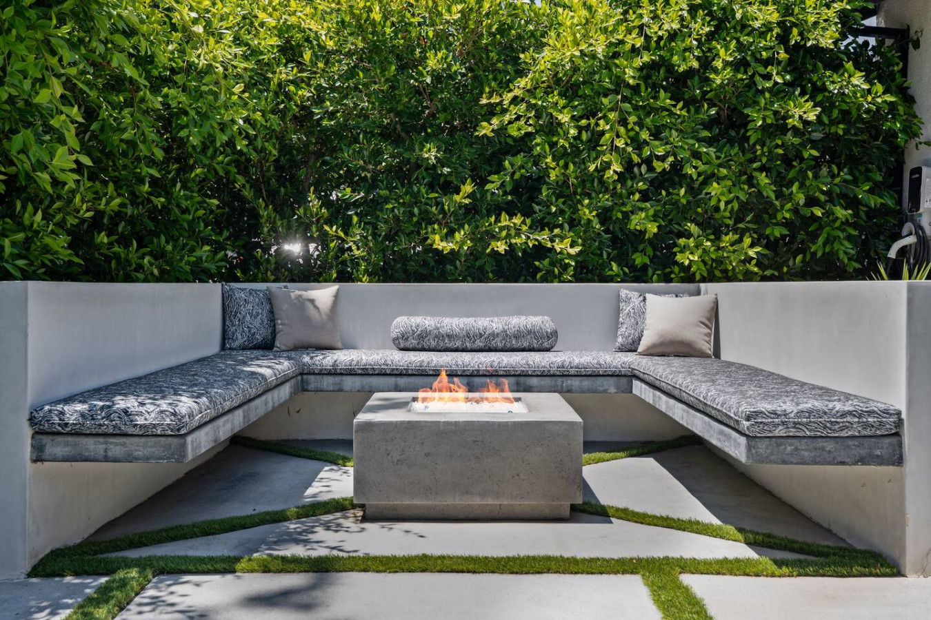 new-luxe-3brornear-culver-and-beaches/