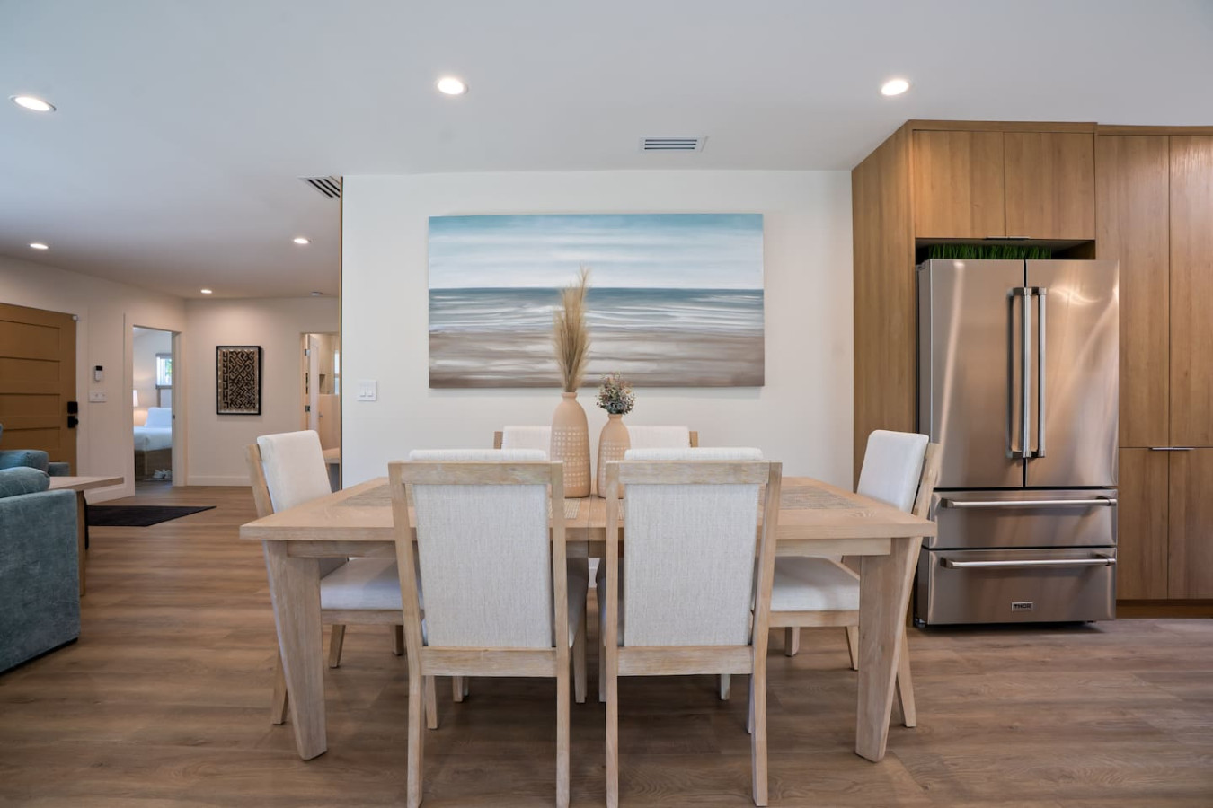 new-luxe-3brornear-culver-and-beaches/