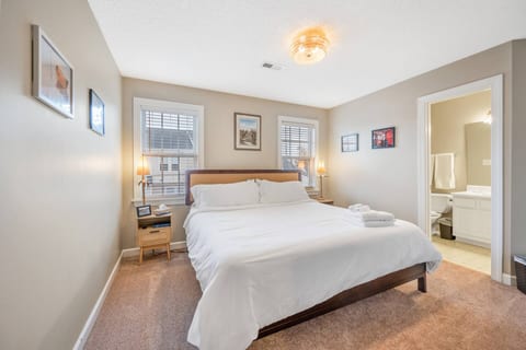 Hemingway’s Hideaway | 2BR w/ King + Pvt Patio