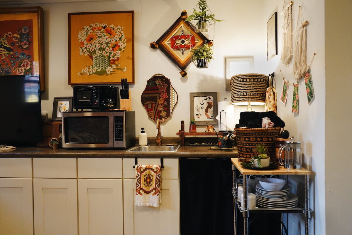 florence-park-cabin-by-15th-near-cherry-street/