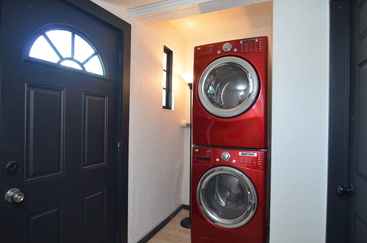 tiny-home-two-blocks-from-downtownpearl-district./