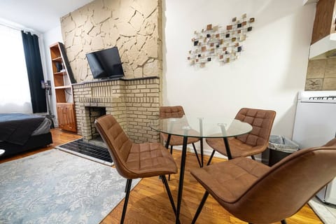 Stylish Studio Retreat on Central Park West, W/D
