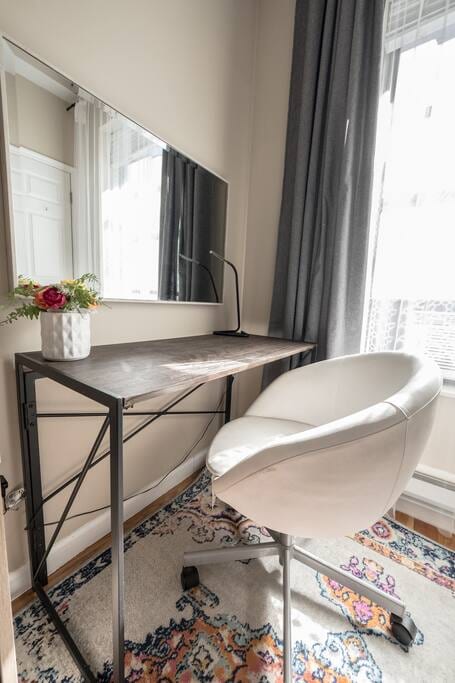 ★ RENOVATED 2 BEDROOM APT ON CENTRAL PARK WEST★