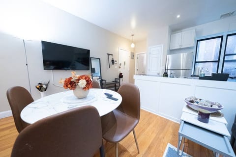Spacious 3BR Apartment | 2 Blocks to Central Park