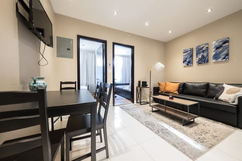 Charming 2BR Apt with W/D - Near Central Park West