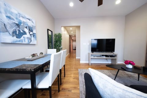 Sunny 4BR/2BA Retreat in Morningside Heights, NYC