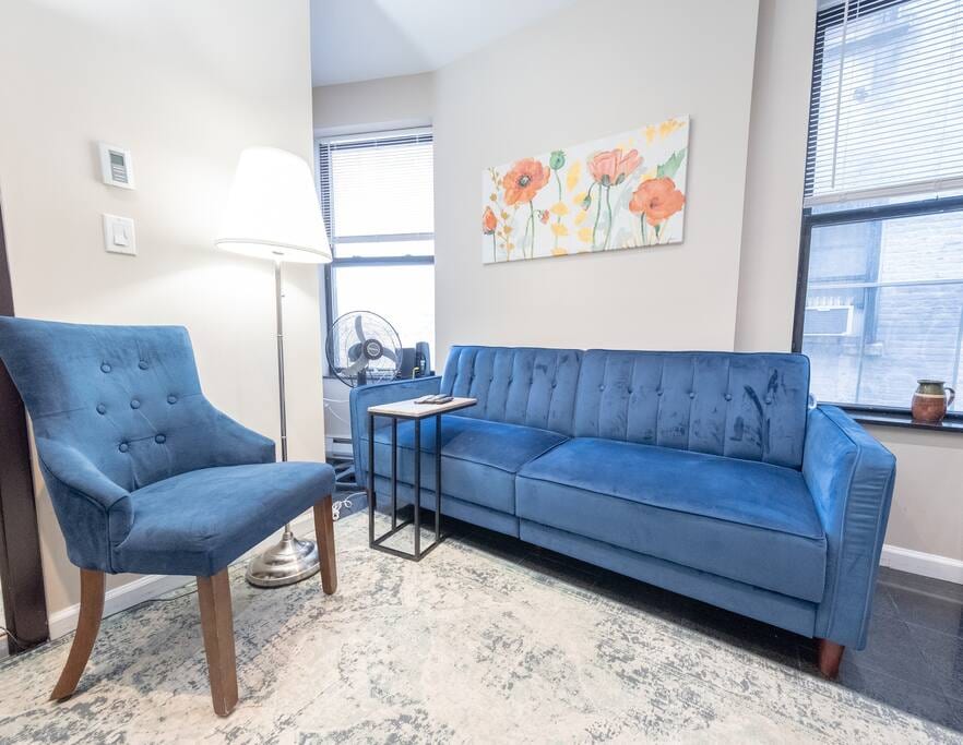 AMAZING 2 BEDROOM APT 1/2 BLOCK TO CENTRAL PARK  - New York