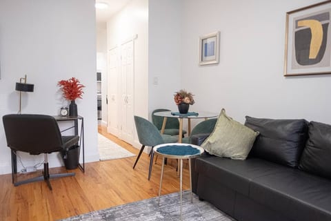 Stylish One Bedroom Apt on UES