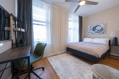 Brand New Gorgeous 3bedroom 2blocks to CentralPark