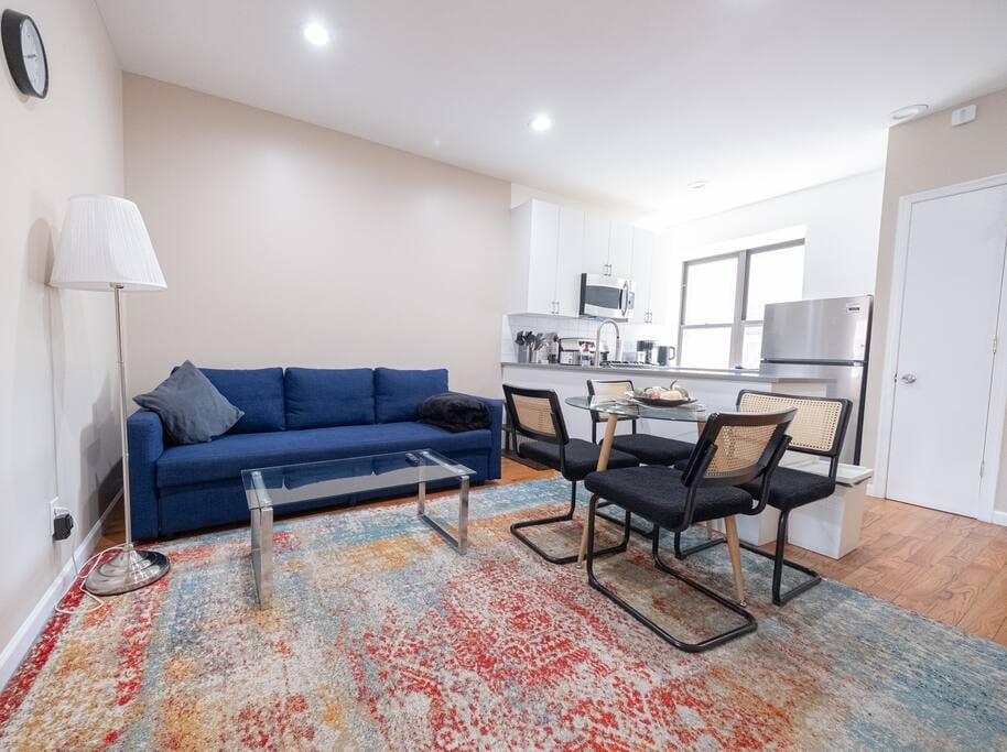 LARGE NEWLY FURNISHED 3BR APT NEAR CENTRAL PARK - New York