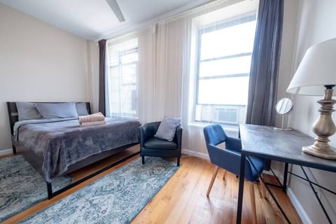 LARGE NEWLY FURNISHED 3BR APT NEAR CENTRAL PARK