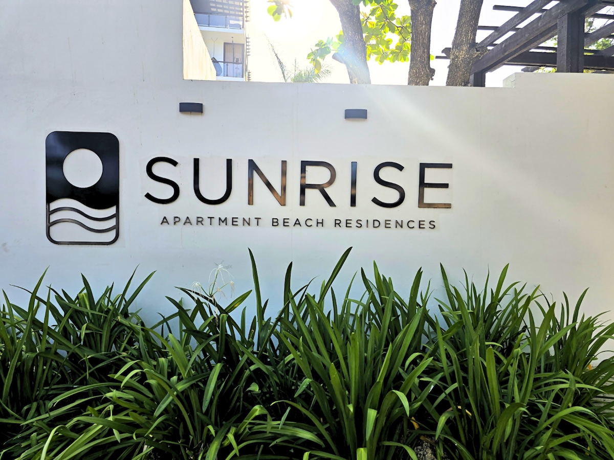 Sunrise Apartments. Beachfront Bliss Balcony Views image 1