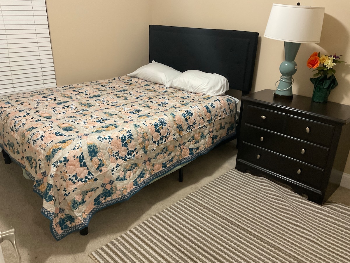 beautiful-six-bedroom-house-near-atlanta/