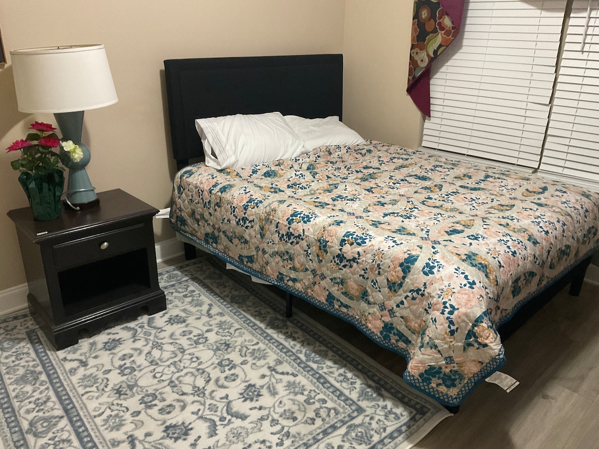 beautiful-six-bedroom-house-near-atlanta/