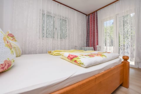 Apartments Milenka - Unit 371336-13