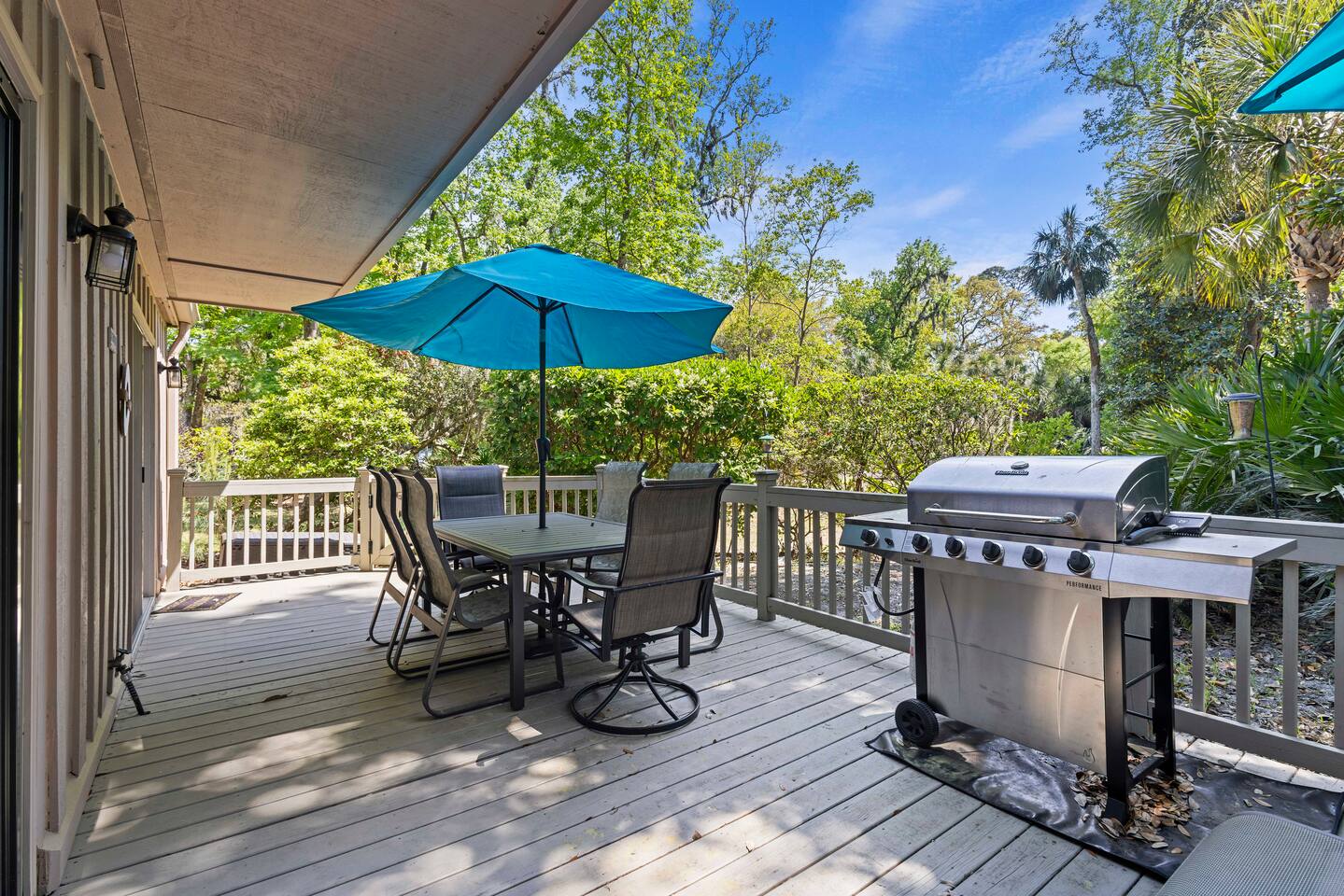 3 bdr, Easy Walk to Beach, Pickleball Tennis, Golf