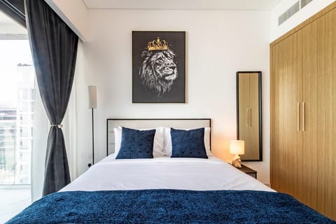 Azizi Riviera 63 Luxe Studio with a Modern Twist image 1