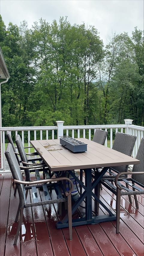 Dine outdoors while enjoying peaceful mountain views and the beauty of your private Hudson Valley retreat.