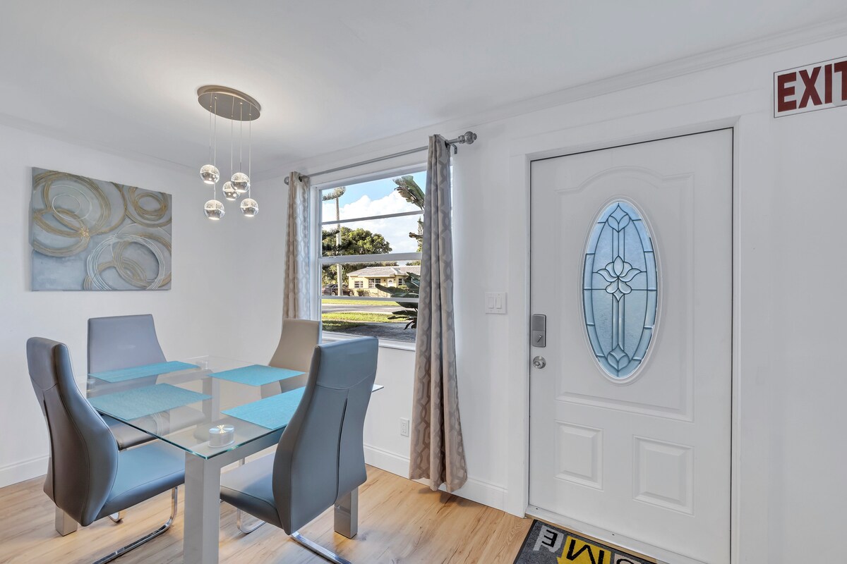 serene-pool-home-close-to-beach-hard-rock-casino/