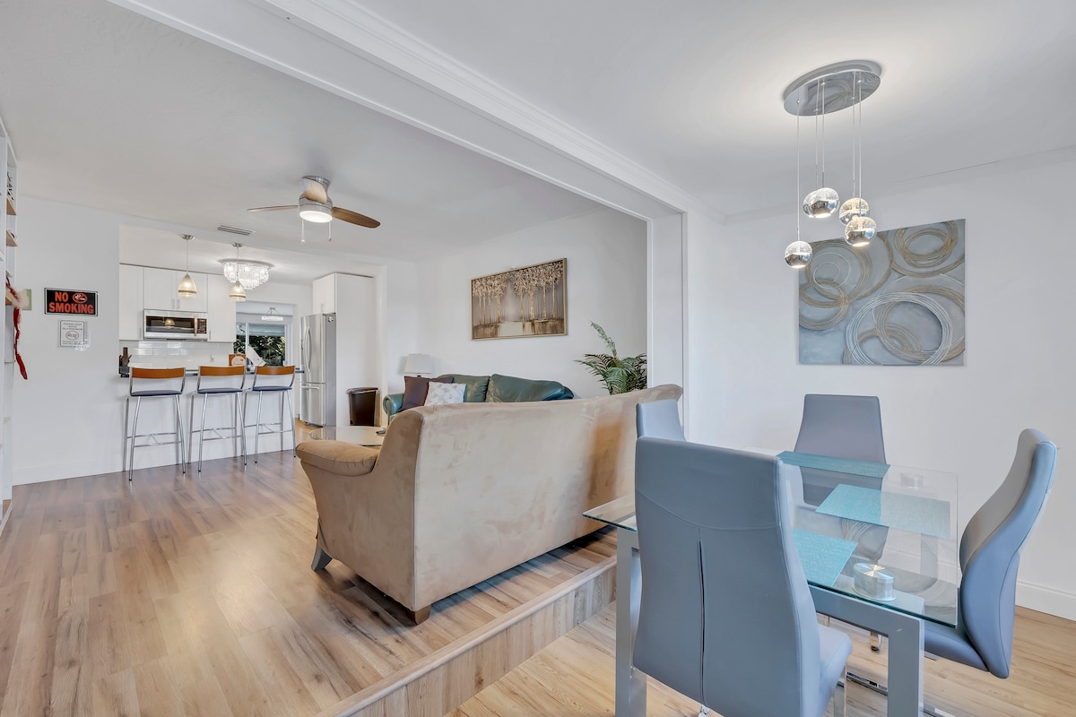 serene-pool-home-close-to-beach-hard-rock-casino/