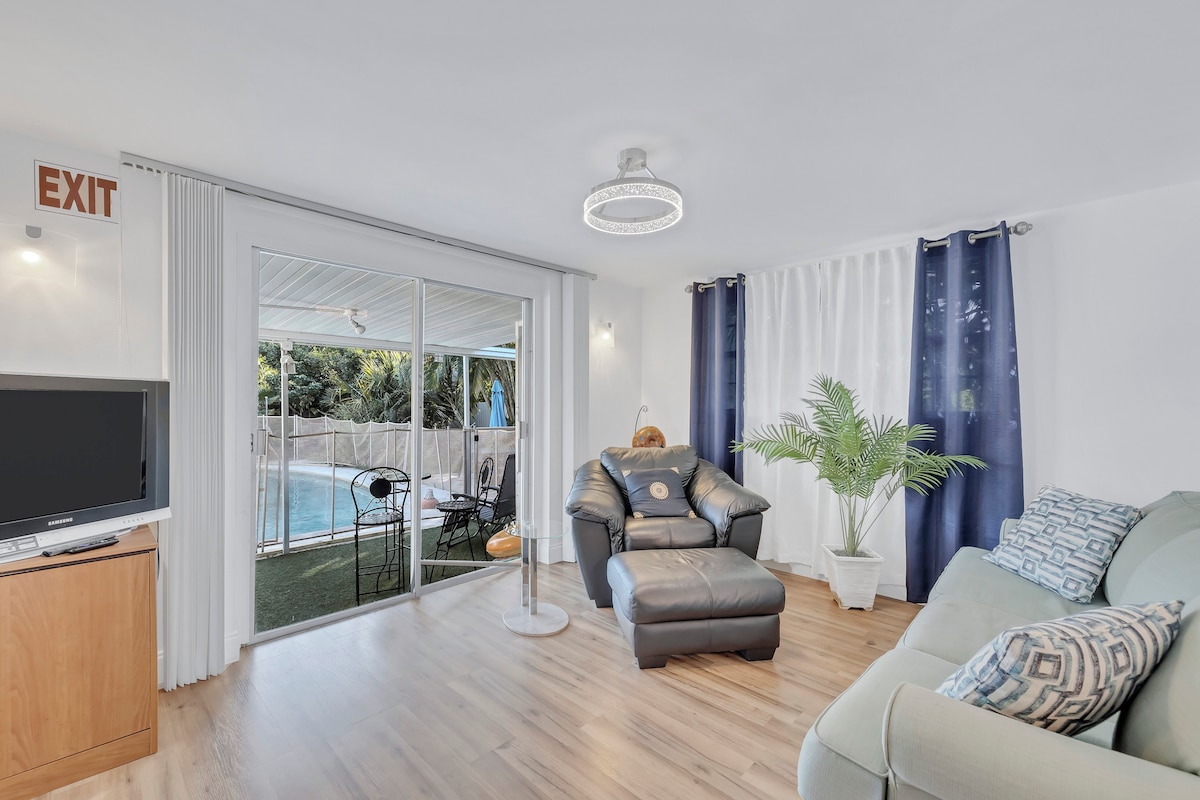 serene-pool-home-close-to-beach-hard-rock-casino/