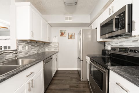 INDIAN LAKE CONDOMINIUM, DESTIN