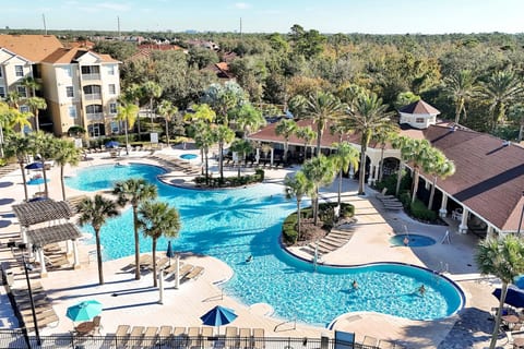 Townhouse near Disney w/ pool & game room