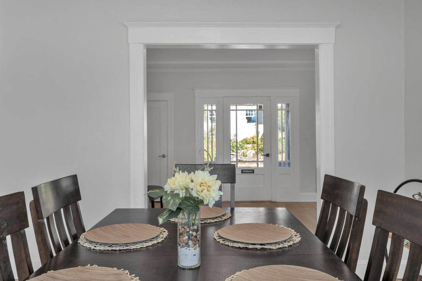 spacious-4-bed-home-+-in-law-unit-or-near-sf-and-napa/