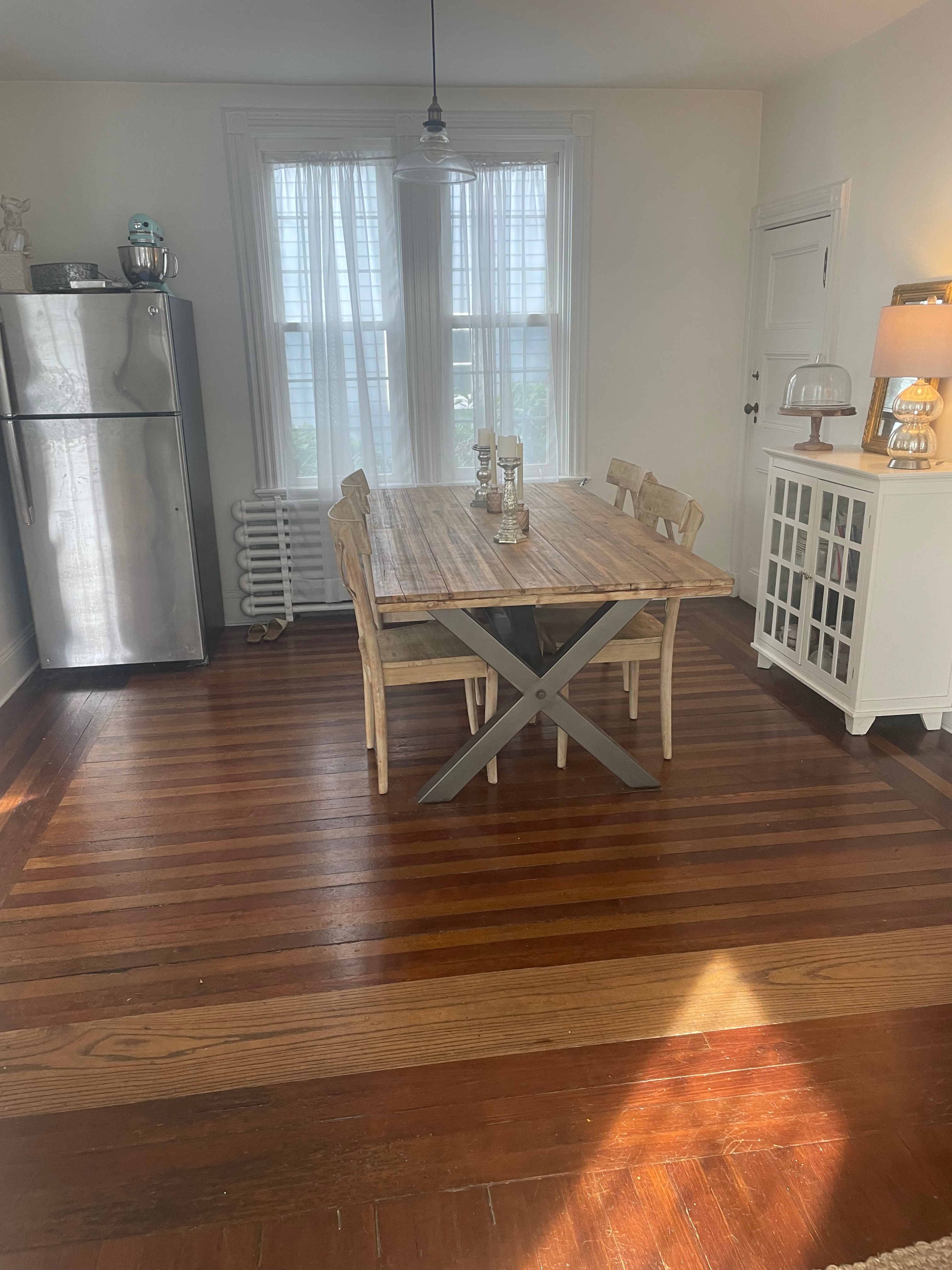 charming-downtown-newport-rental/