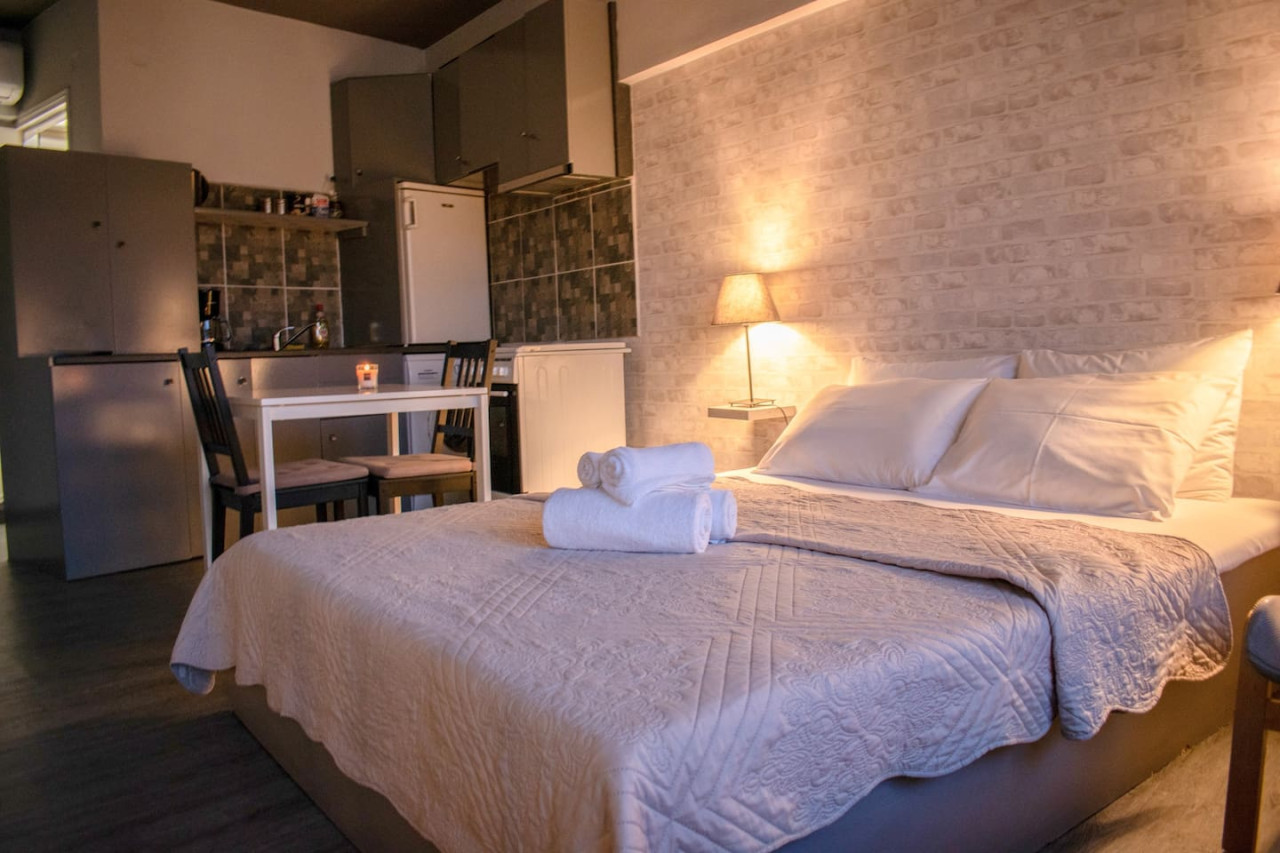 acrolights-by-night/