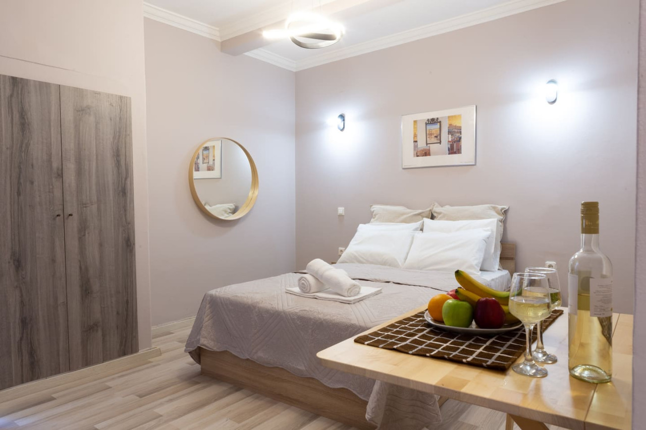 plato's-square-apartments/