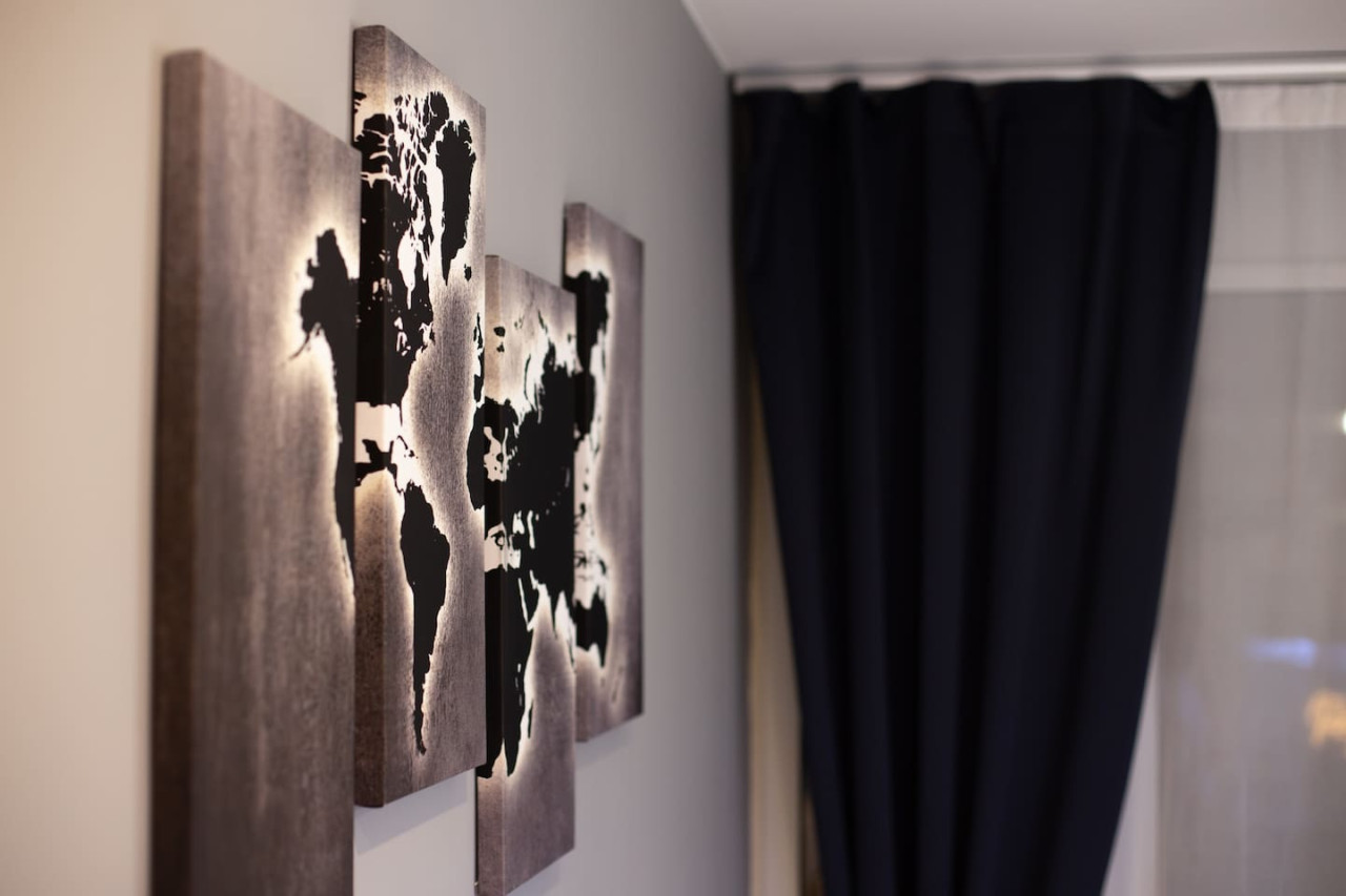 acroview-right-in-the-center/