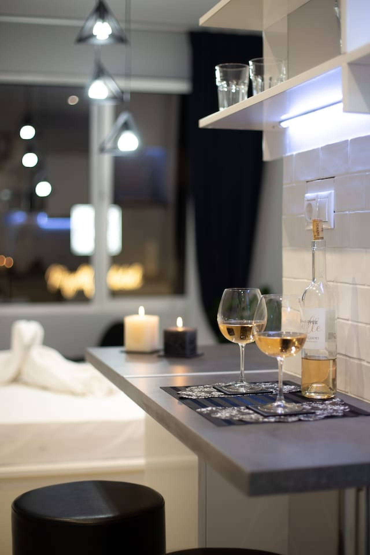 acroview-right-in-the-center/