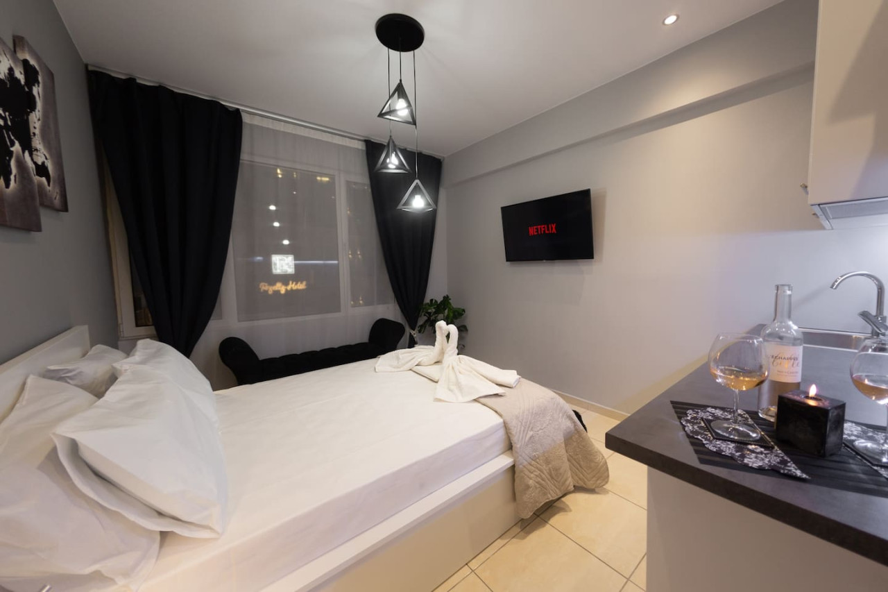 acroview-right-in-the-center/