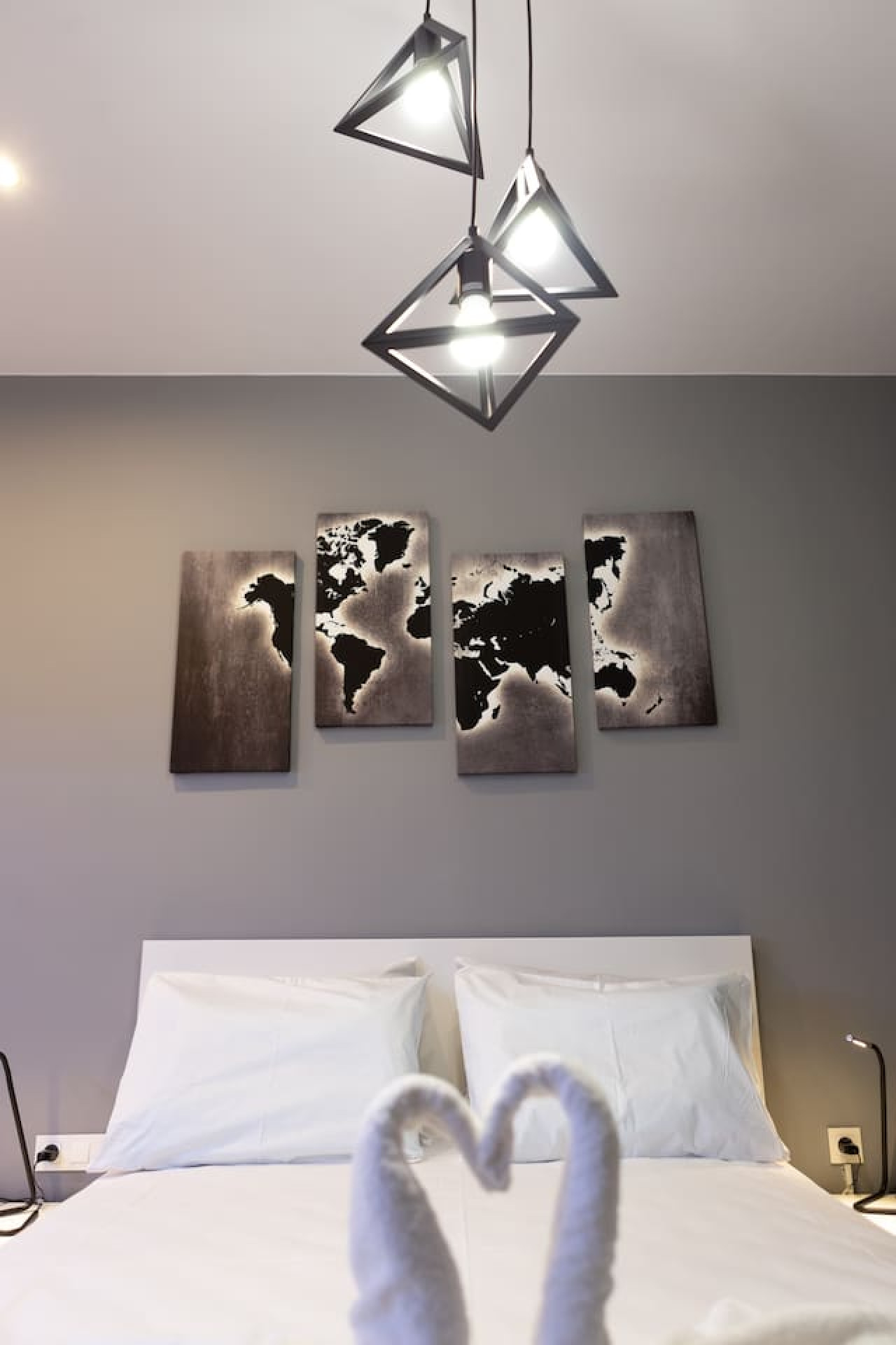 acroview-right-in-the-center/