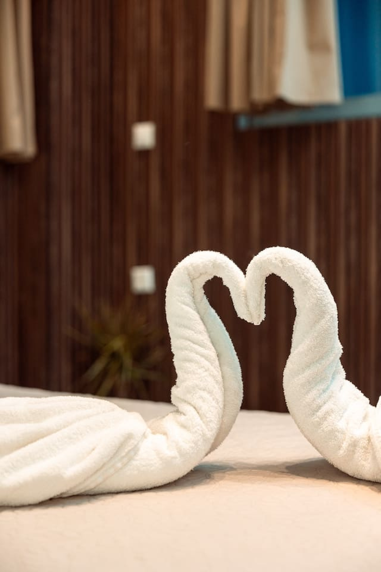 parthenon-portrait-lux-apartment/