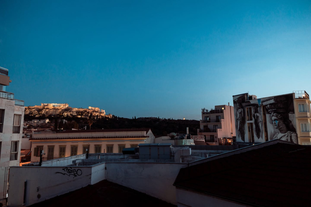 parthenon-portrait-lux-apartment/
