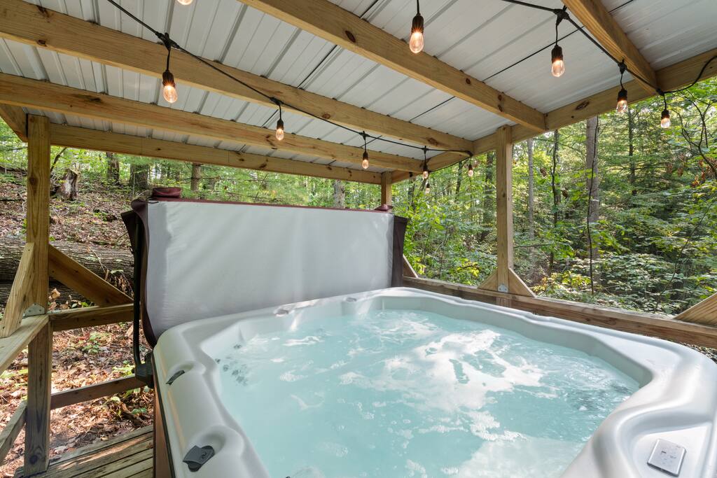 private-hocking-hills-3br-cabinhottub*firepit/