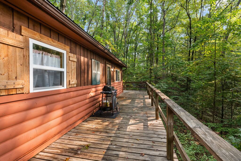 private-hocking-hills-3br-cabinhottub*firepit/