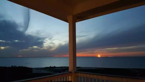 Sun Setting on the Bay of Galveston: Speechless