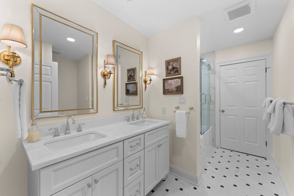 starwood-manorormountain-views*-game-room*-firepit/