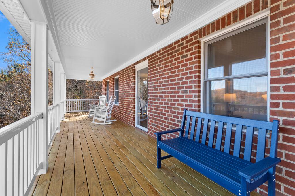 starwood-manorormountain-views*-game-room*-firepit/