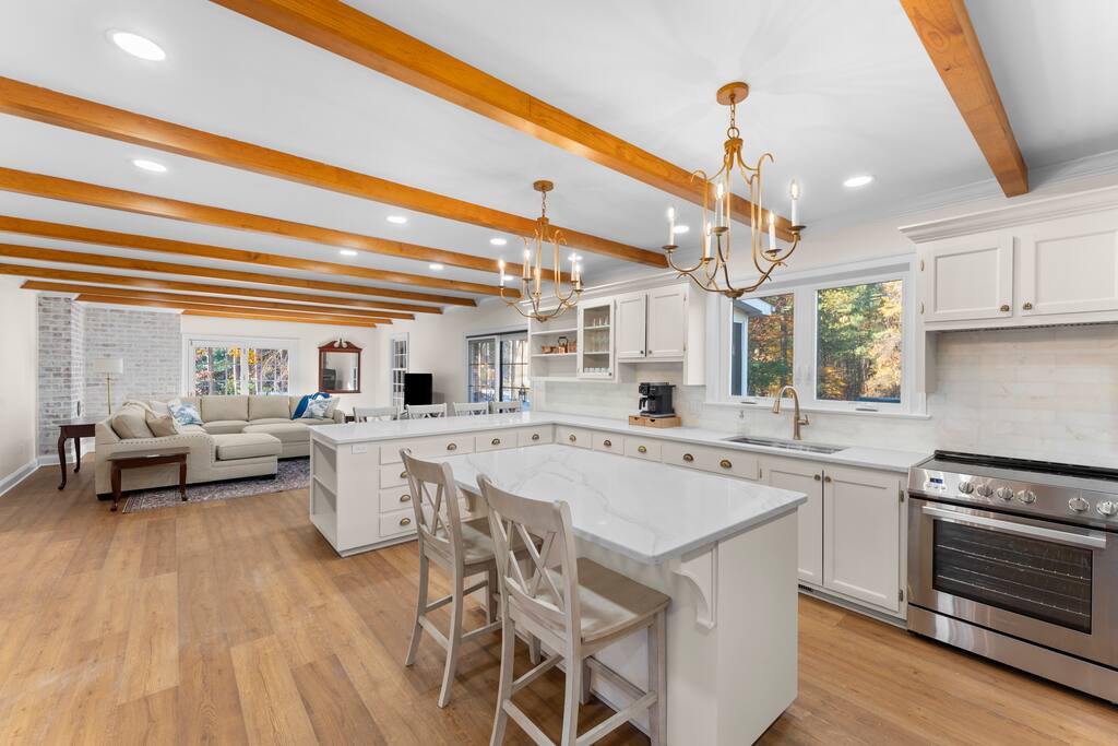 starwood-manorormountain-views*-game-room*-firepit/